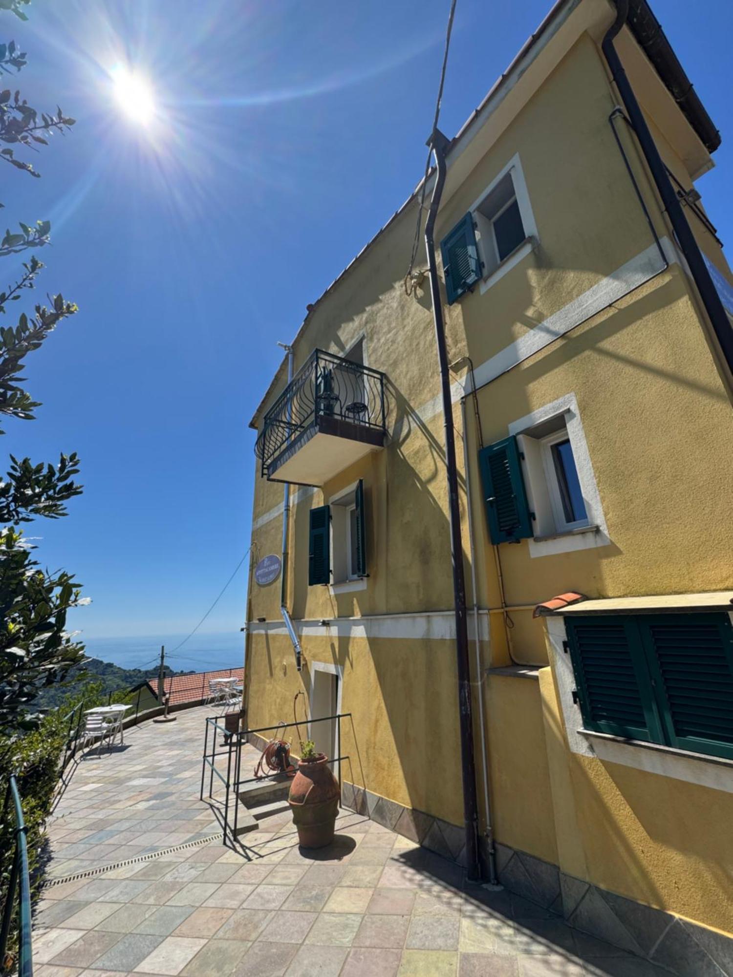 Affittacamere PZeta Vernazza Esterno foto