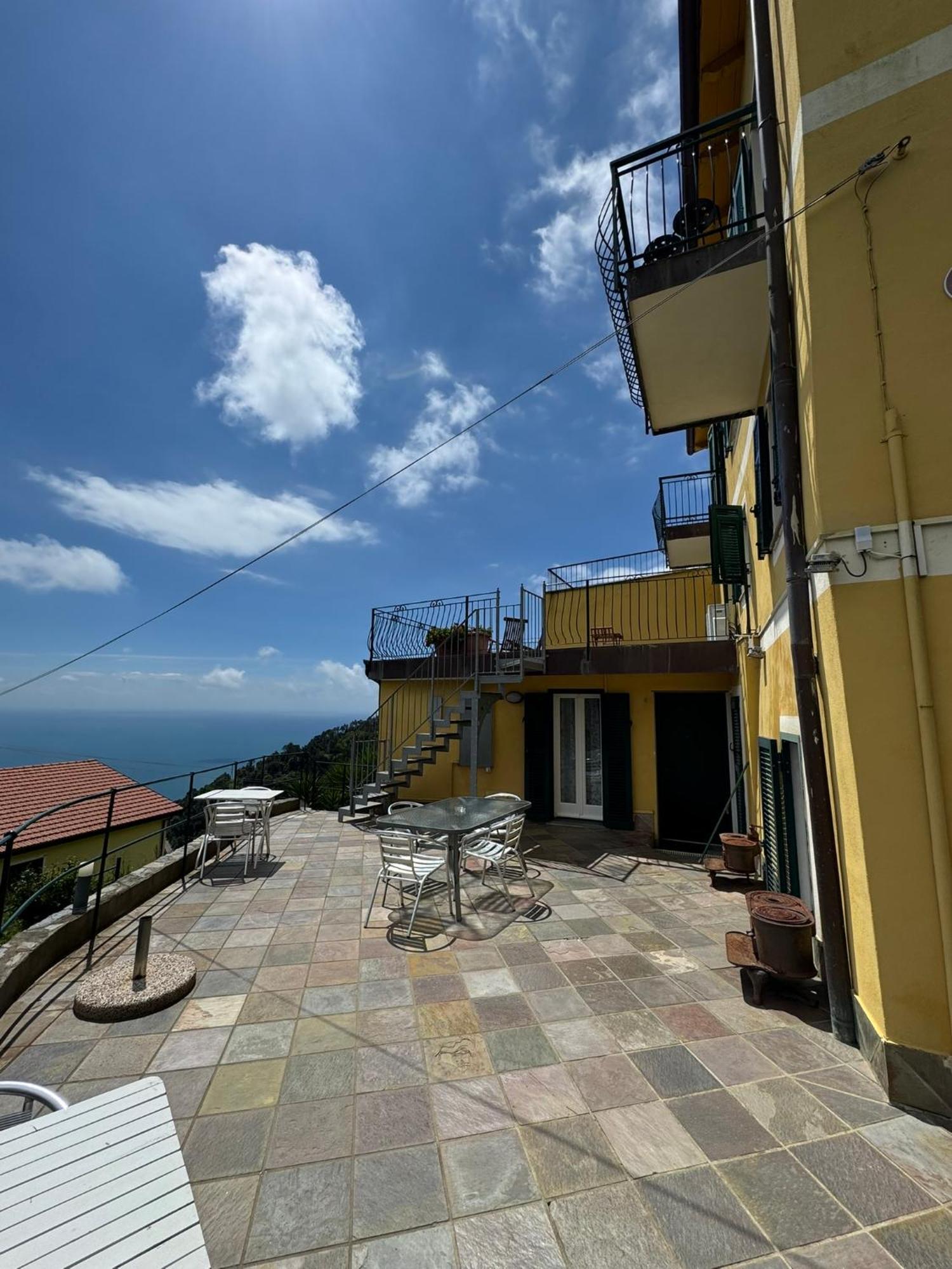 Affittacamere PZeta Vernazza Esterno foto